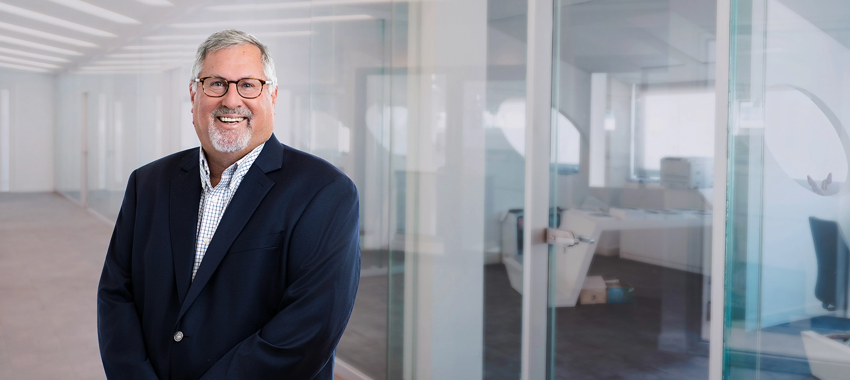 Professional portrait of Jonathan H. Margolies