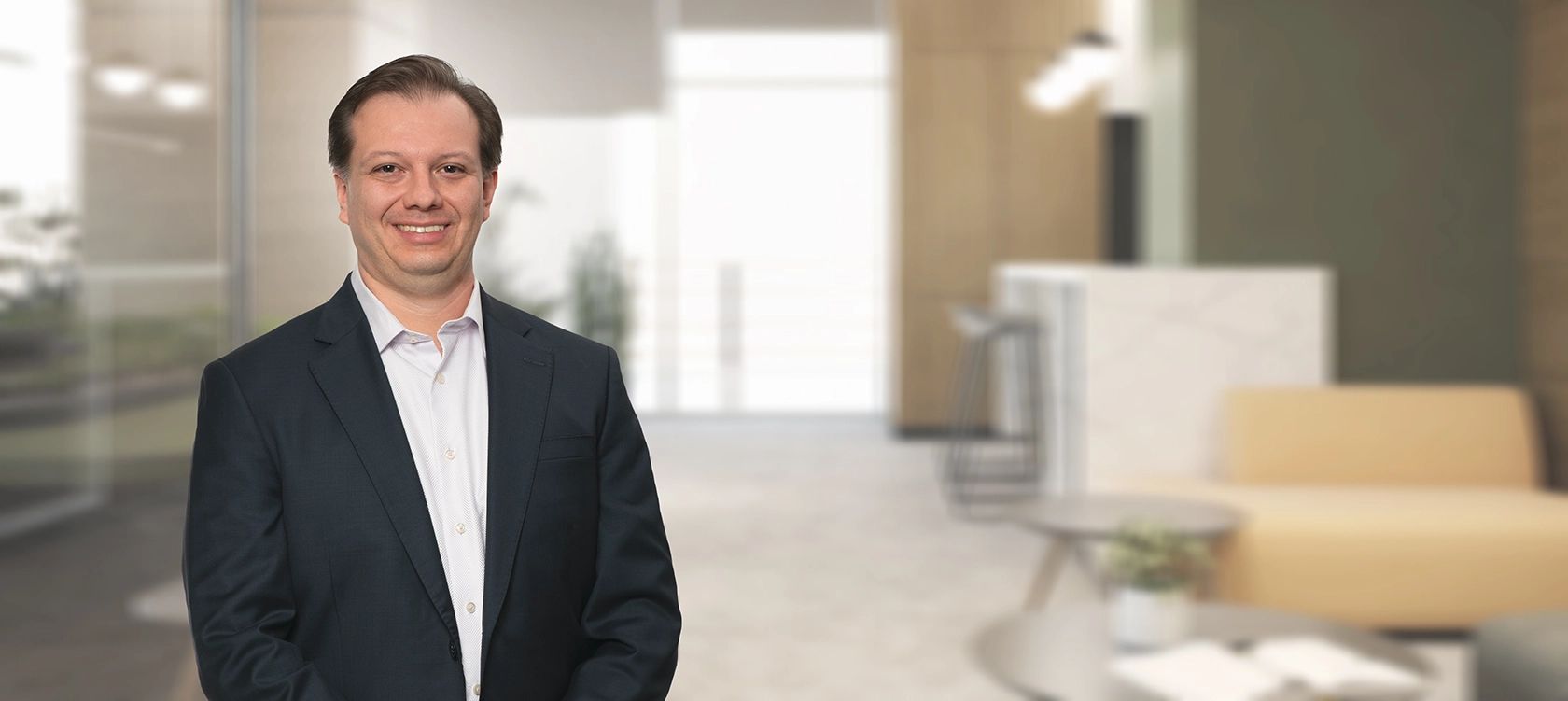 Professional portrait of David Szwarcsztejn