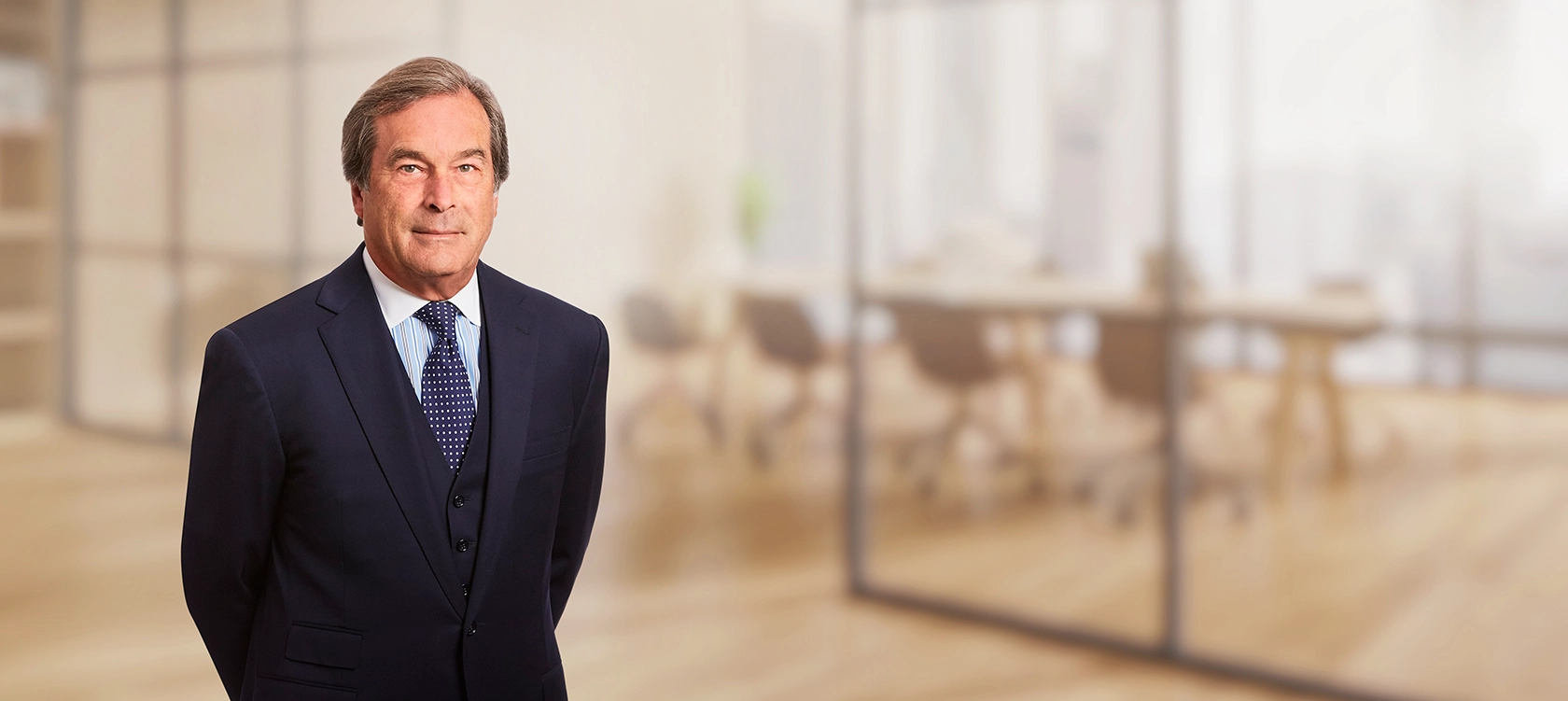 Professional portrait of K. Thor Lundgren