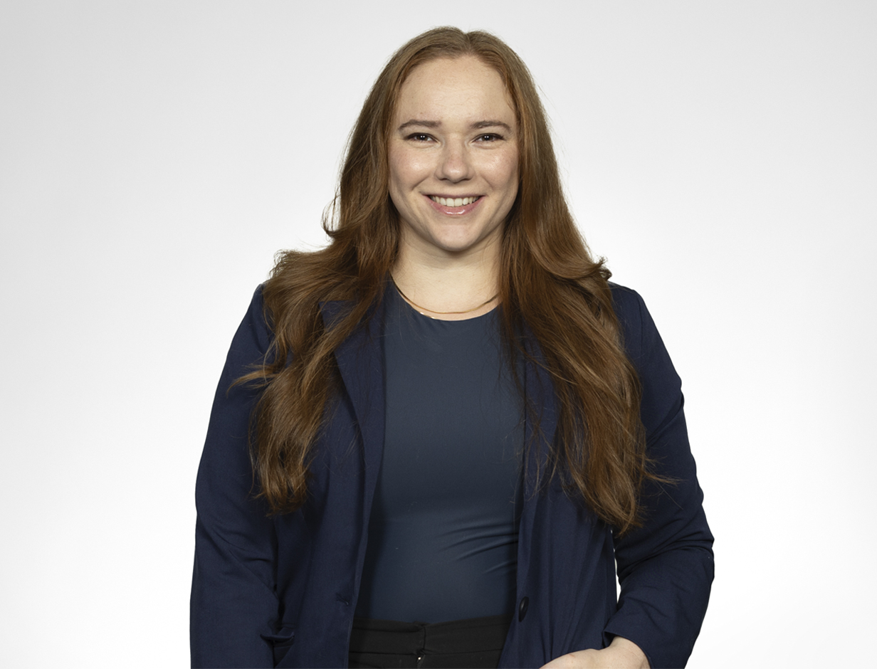 Rebecca Bradshaw Photo